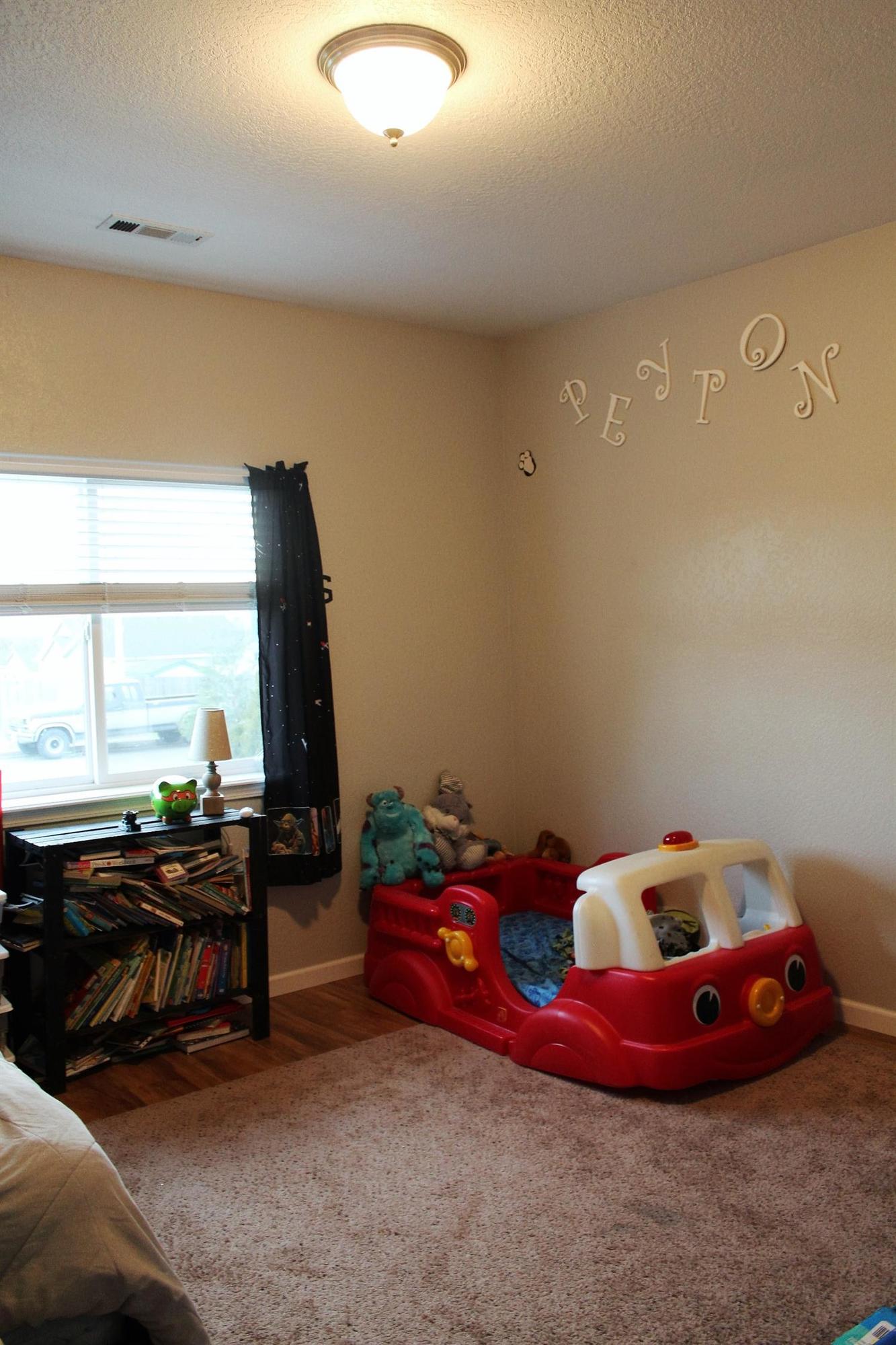 635 Barton Road Eagle Point, OR 97524 - Photo 16 of 23 Additional Photo
