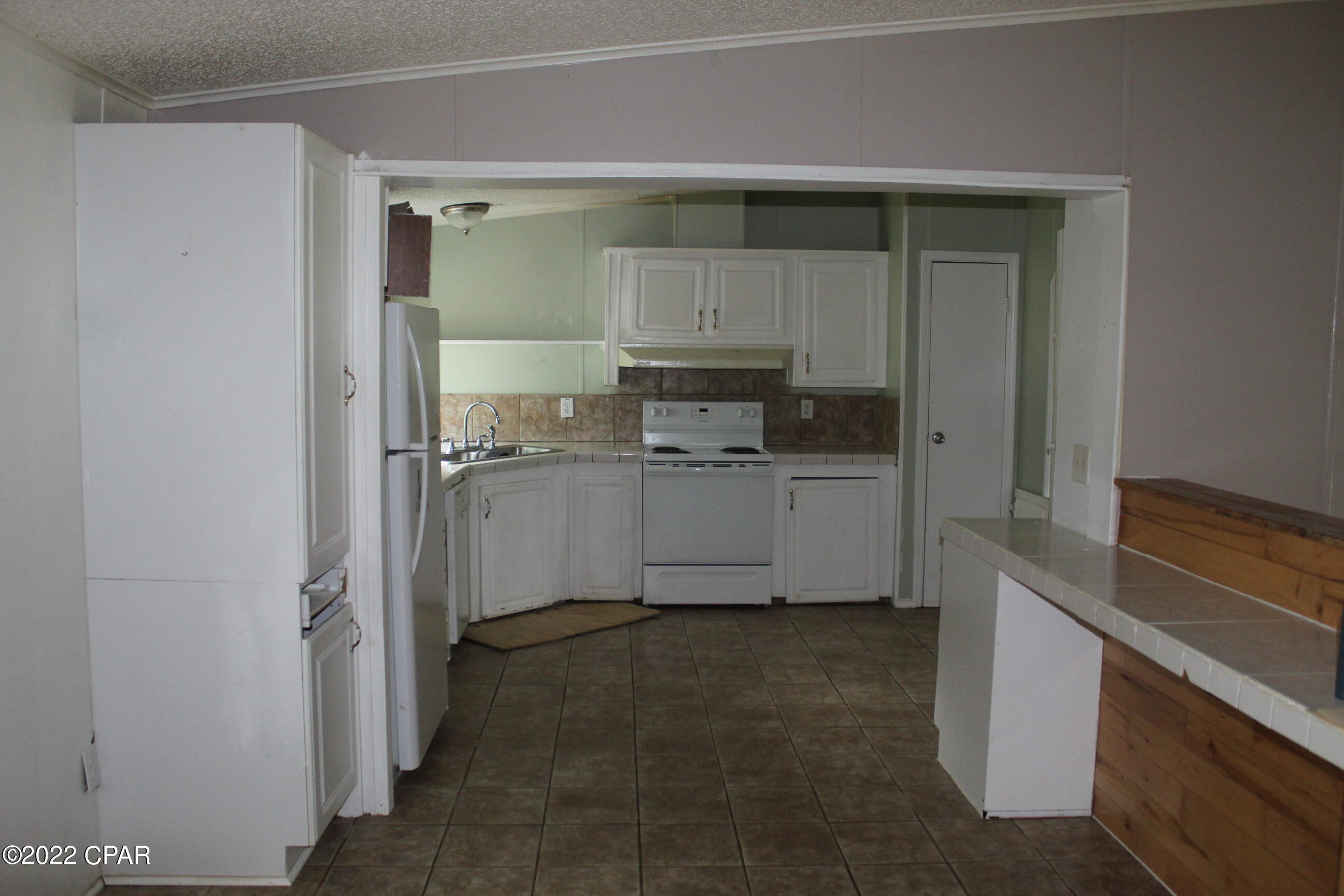 4506 Clemmons Road Vernon, FL 32462 - Photo 5 of 16