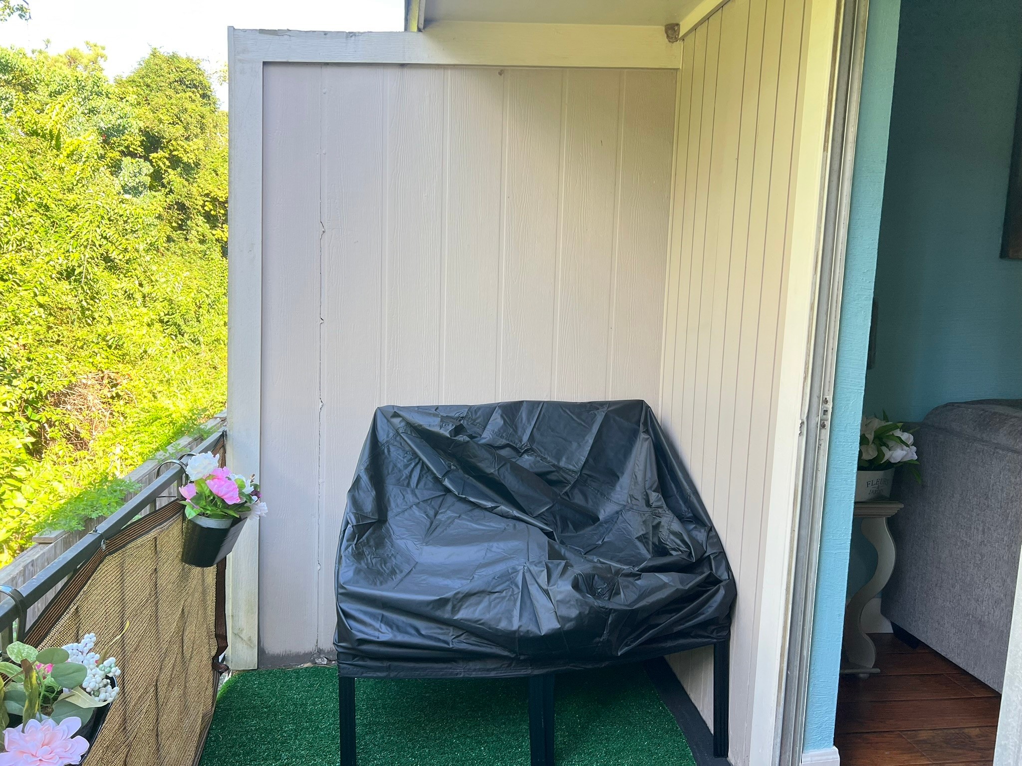 2230 South Piney Point Road, Unit 219 Houston, TX 77063 - Photo 13 of 15 a view of balcony with furniture and a potted plant
