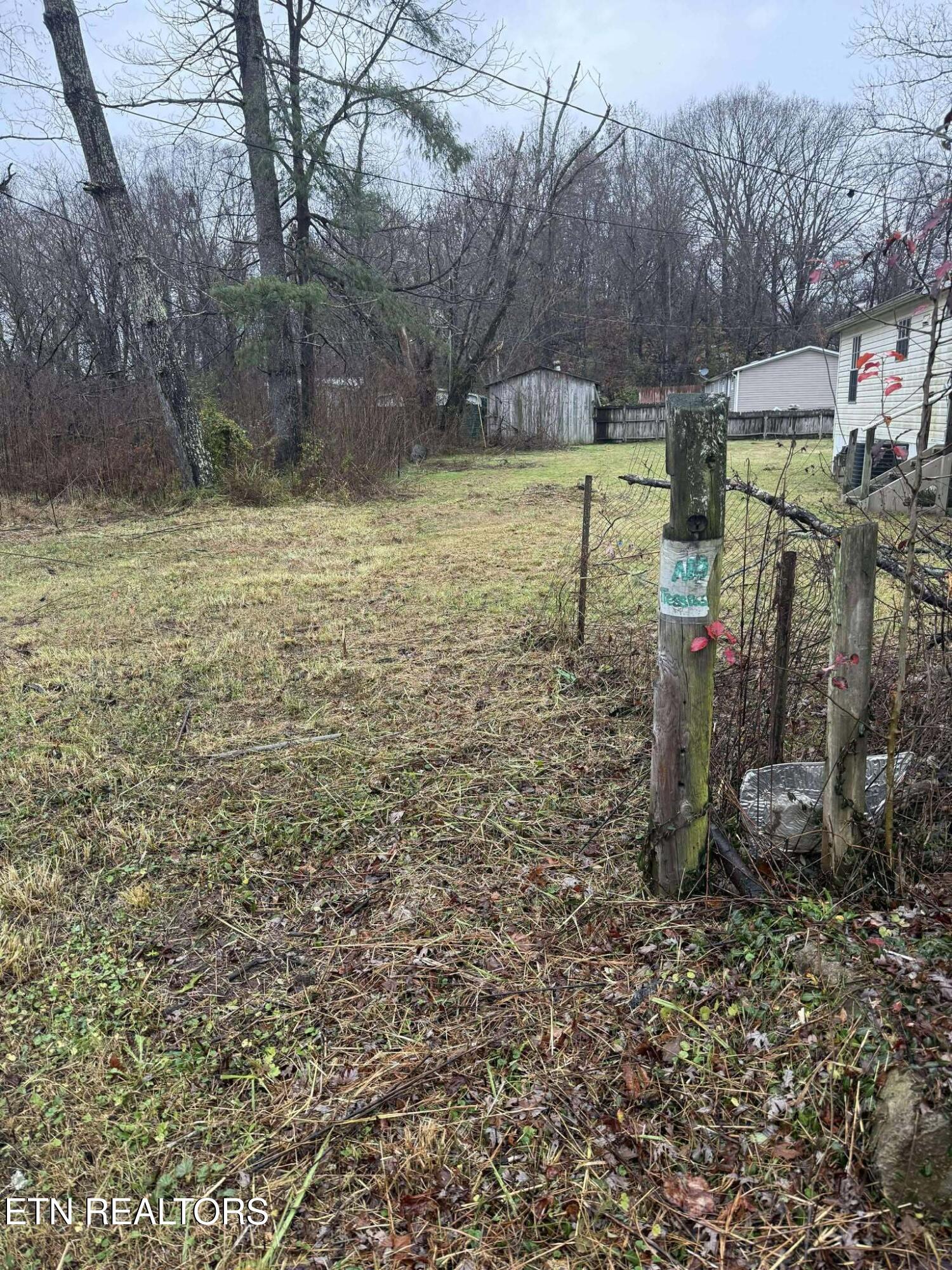 13 Duncan Lane Middlesboro, KY 40965 - Photo 21 of 26 590984545_1503491040936237_2992171848609