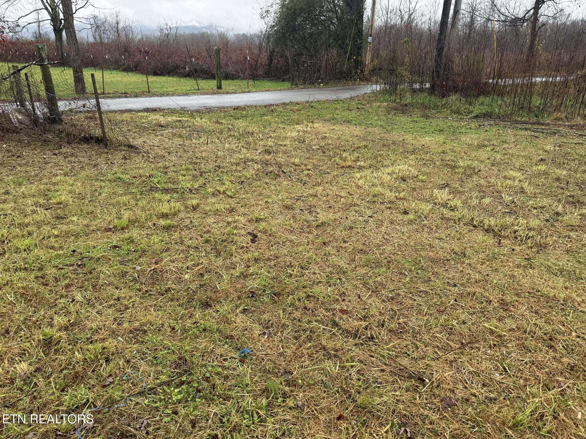 13 Duncan Lane Middlesboro, KY 40965 - Photo 22 of 26 back133