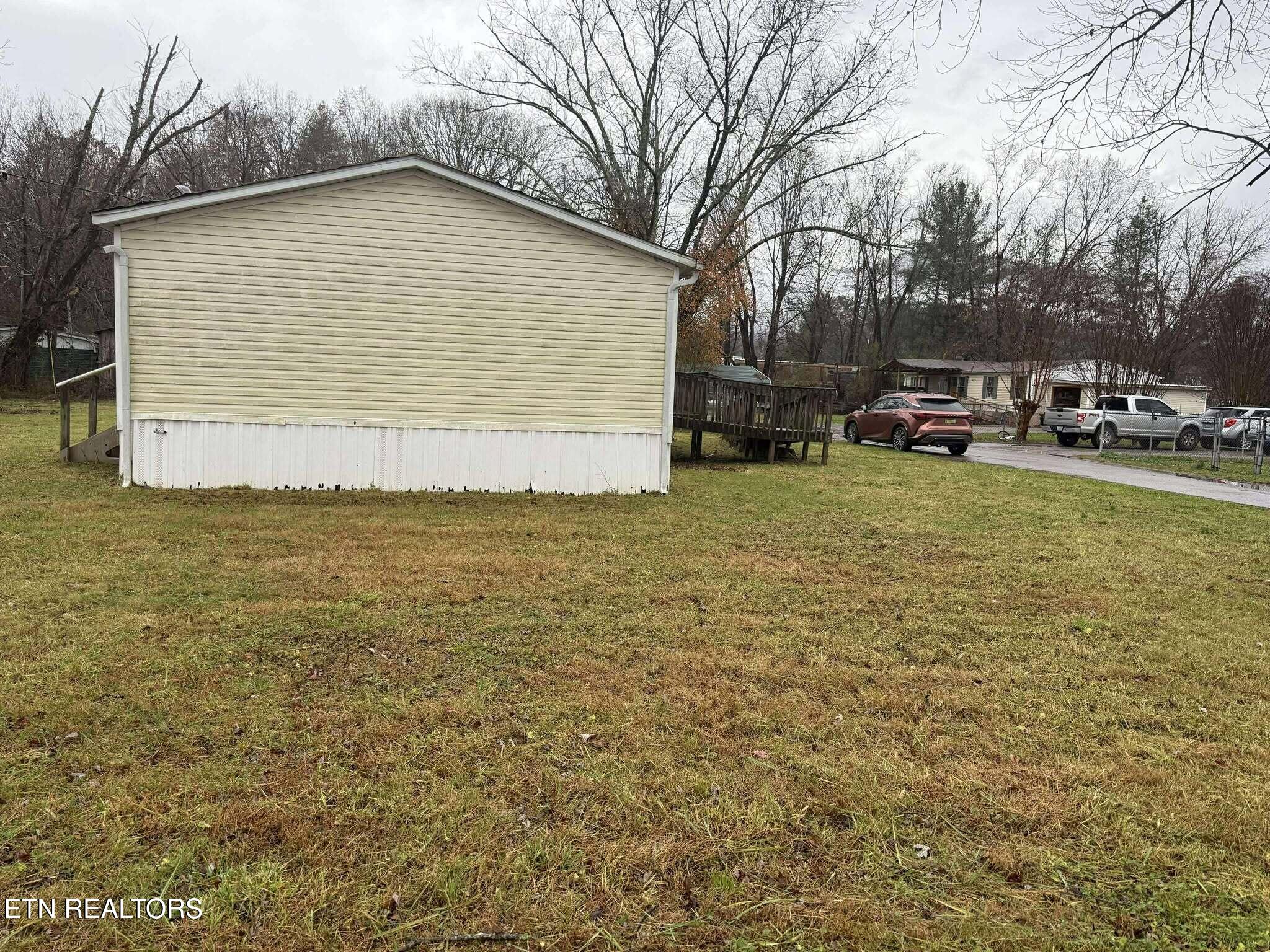 13 Duncan Lane Middlesboro, KY 40965 - Photo 24 of 26 side122