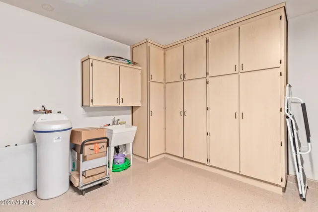 $395,900 | 21893 North 261st Avenue, Buckeye, AZ 85396