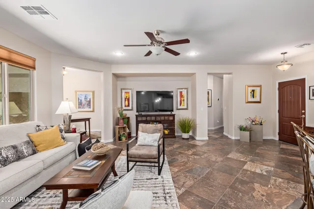 $395,900 | 21893 North 261st Avenue, Buckeye, AZ 85396