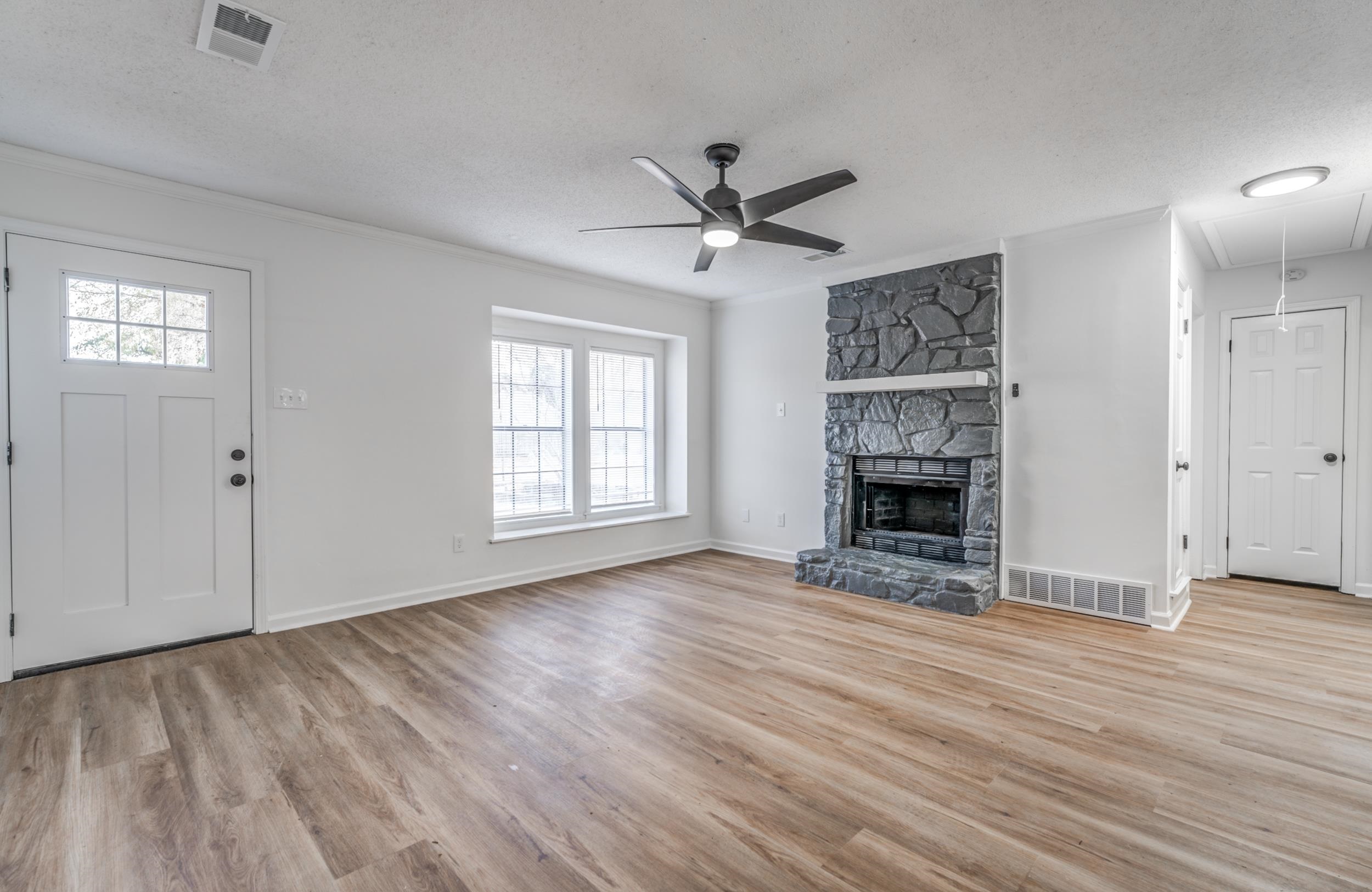 7136 Country Side Road Memphis, TN 38133 - Photo 13 of 27 Gallery Image 13