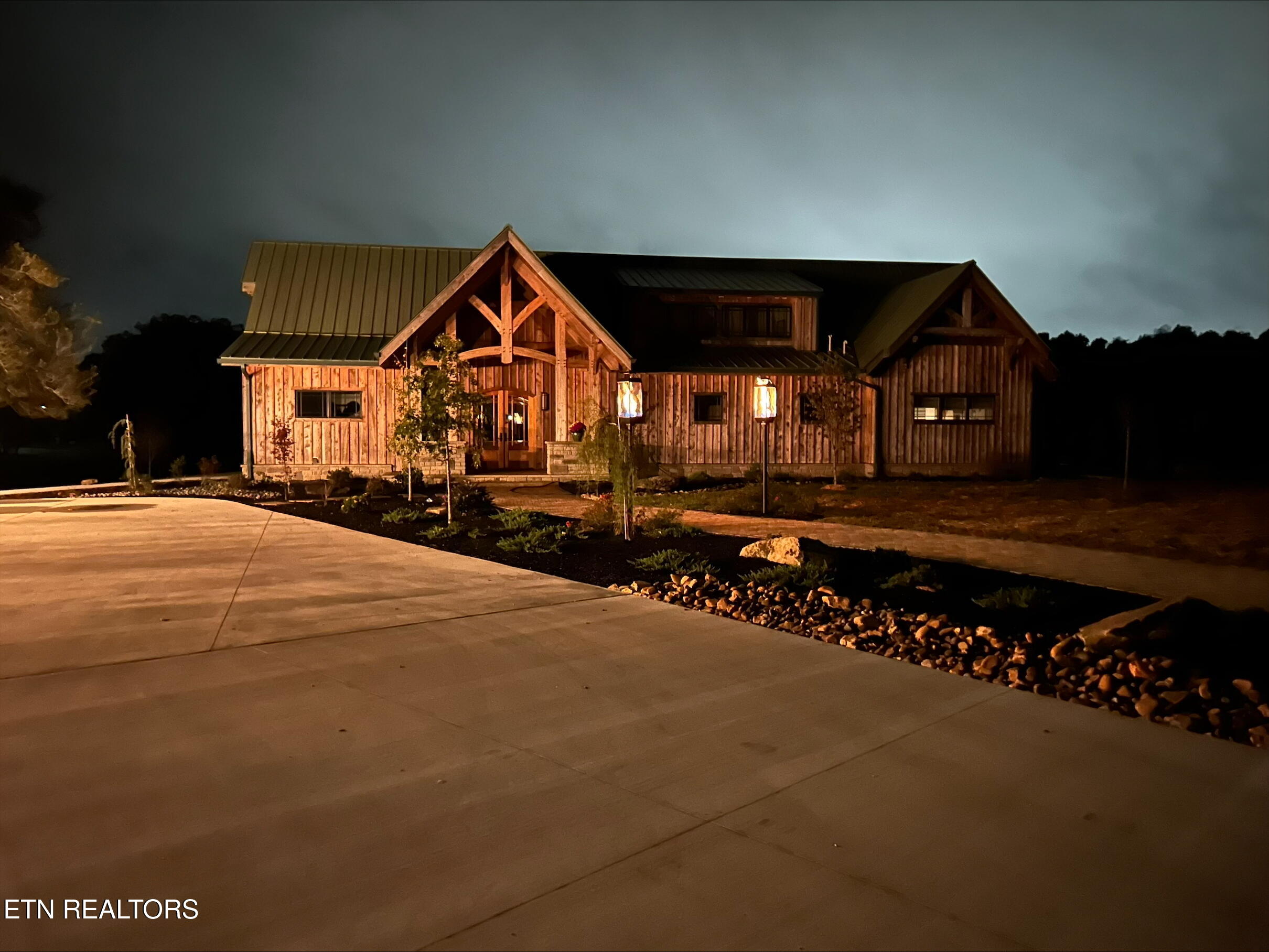 3173 Genesis Road Crossville, TN 38571 - Photo 6 of 60 Night shots