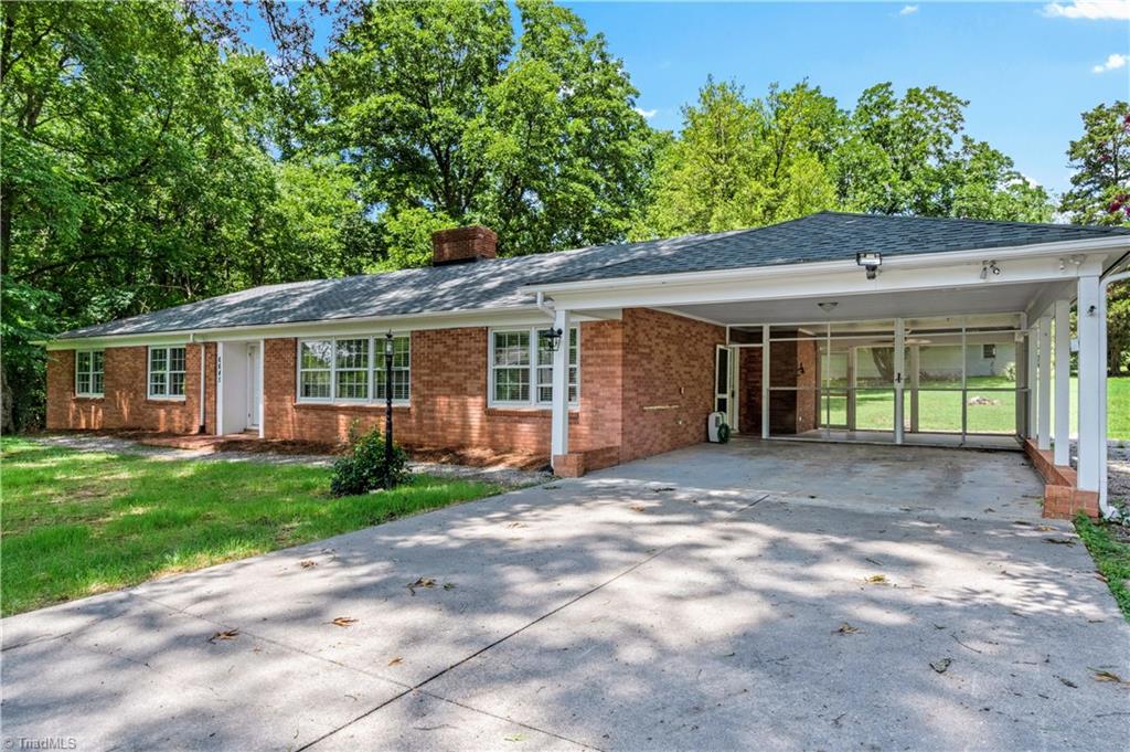 6645 Springfield Drive Clemmons, NC 27012 - Photo 2 of 36