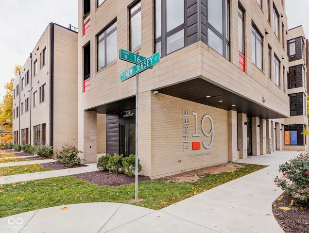 $500,000 | 319 East 16th Street, Unit 302, Indianapolis, IN 46202
