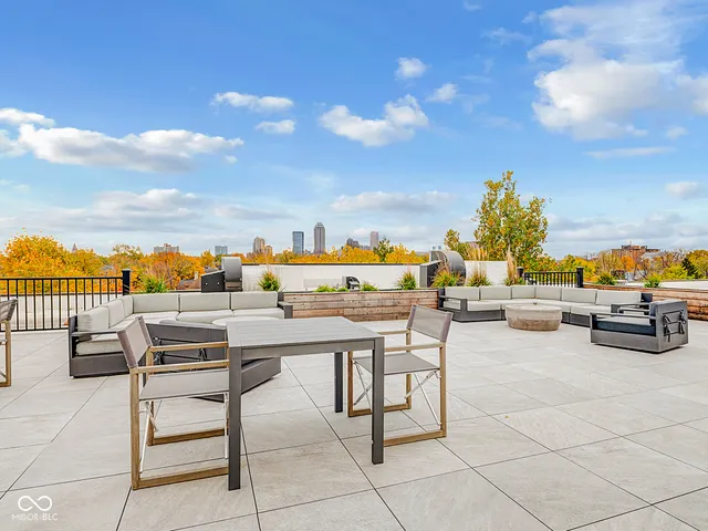 $500,000 | 319 East 16th Street, Unit 302, Indianapolis, IN 46202