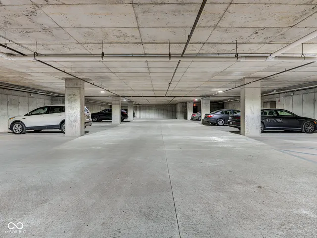 $500,000 | 319 East 16th Street, Unit 302, Indianapolis, IN 46202