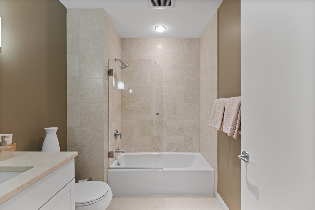 80 Broad Street, Unit 405 Boston, MA 02110 - Photo 10 of 18