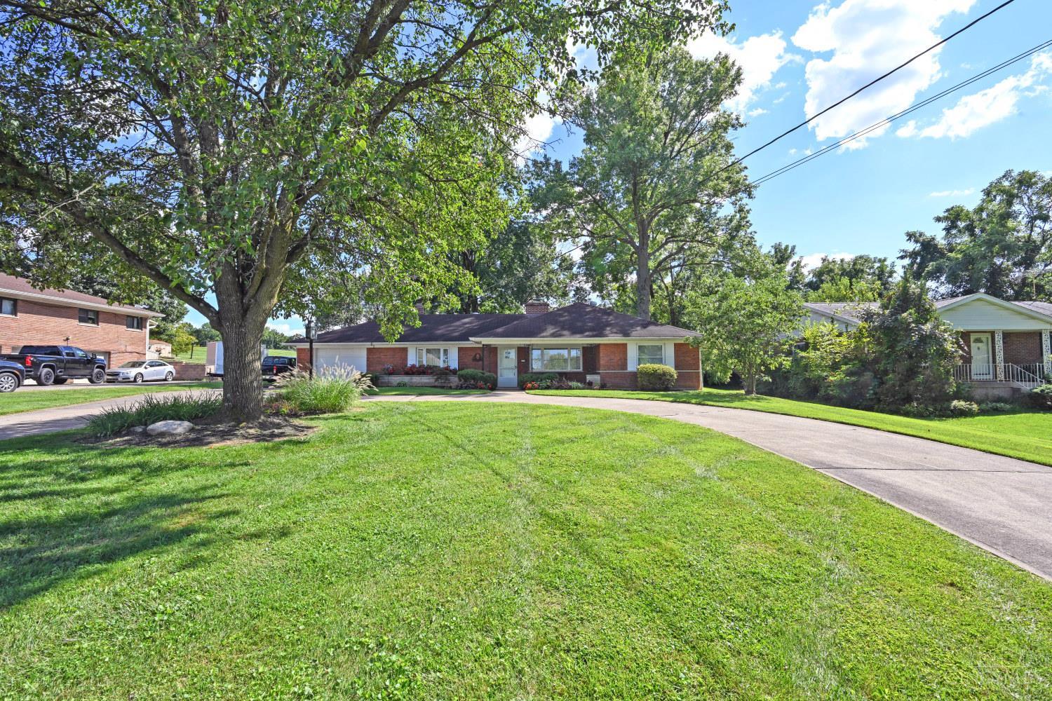 3731 Poole Road Cincinnati, OH 45251 - Photo 3 of 51 Gallery Image 3