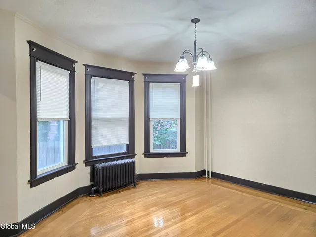 $1,550 | 355 Myrtle Avenue, Unit A, Albany, NY 12208