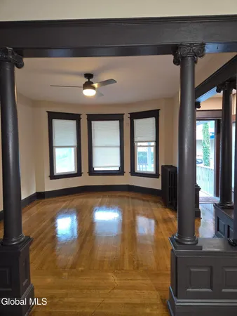 $1,550 | 355 Myrtle Avenue, Unit A, Albany, NY 12208