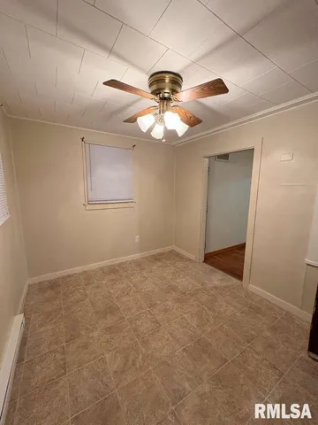 $89,000 | 2267 Cincinnati Avenue, Grandview, IL 62702