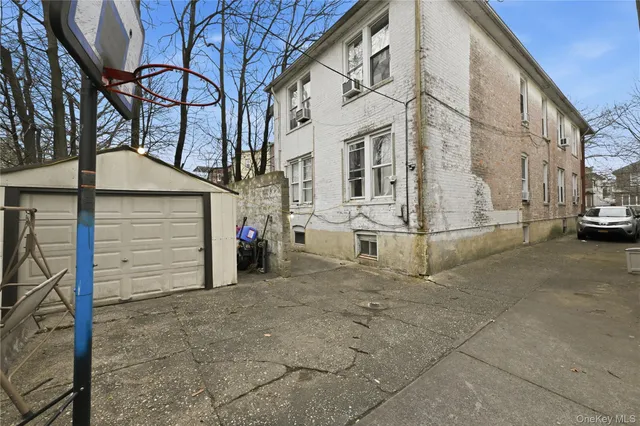 a view of a street with of house