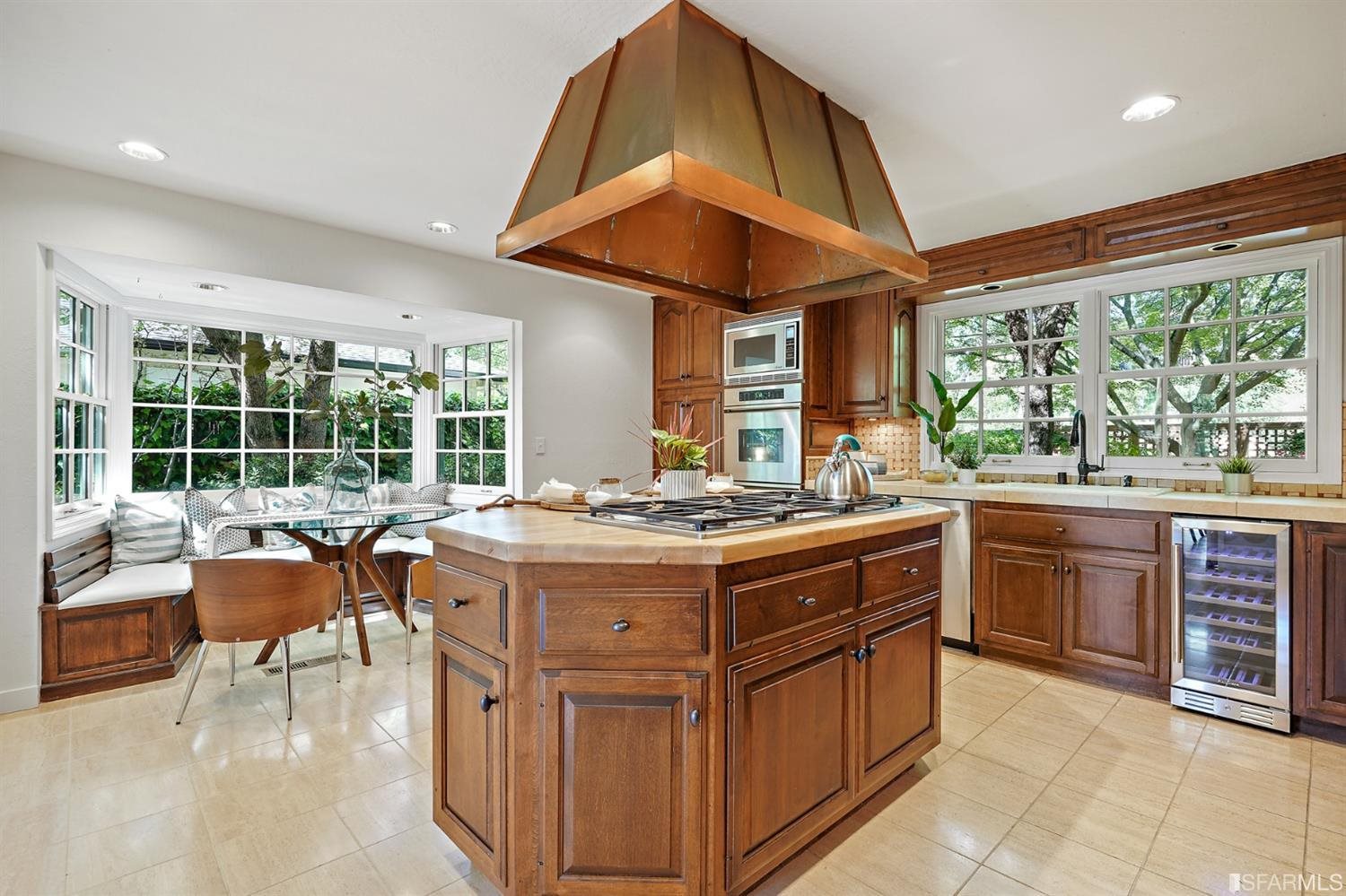 320 Castle Crest Road Alamo, CA 94507 - Photo 23 of 93