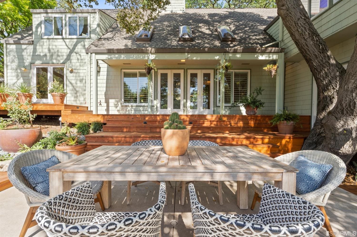 320 Castle Crest Road Alamo, CA 94507 - Photo 7 of 93