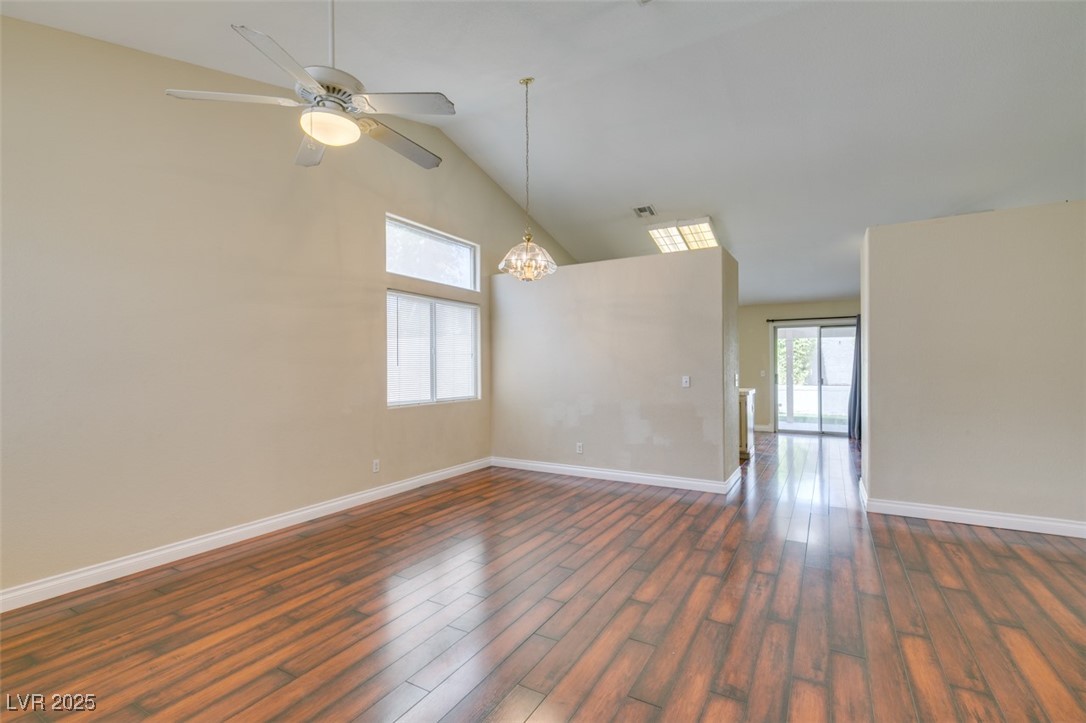 1824 Dawn Ridge Avenue Henderson, NV 89074 - Photo 3 of 25 Living Room