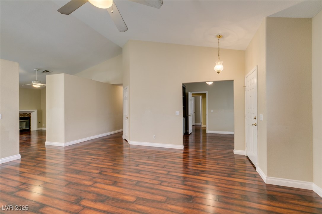1824 Dawn Ridge Avenue Henderson, NV 89074 - Photo 5 of 25 Gallery Image 5