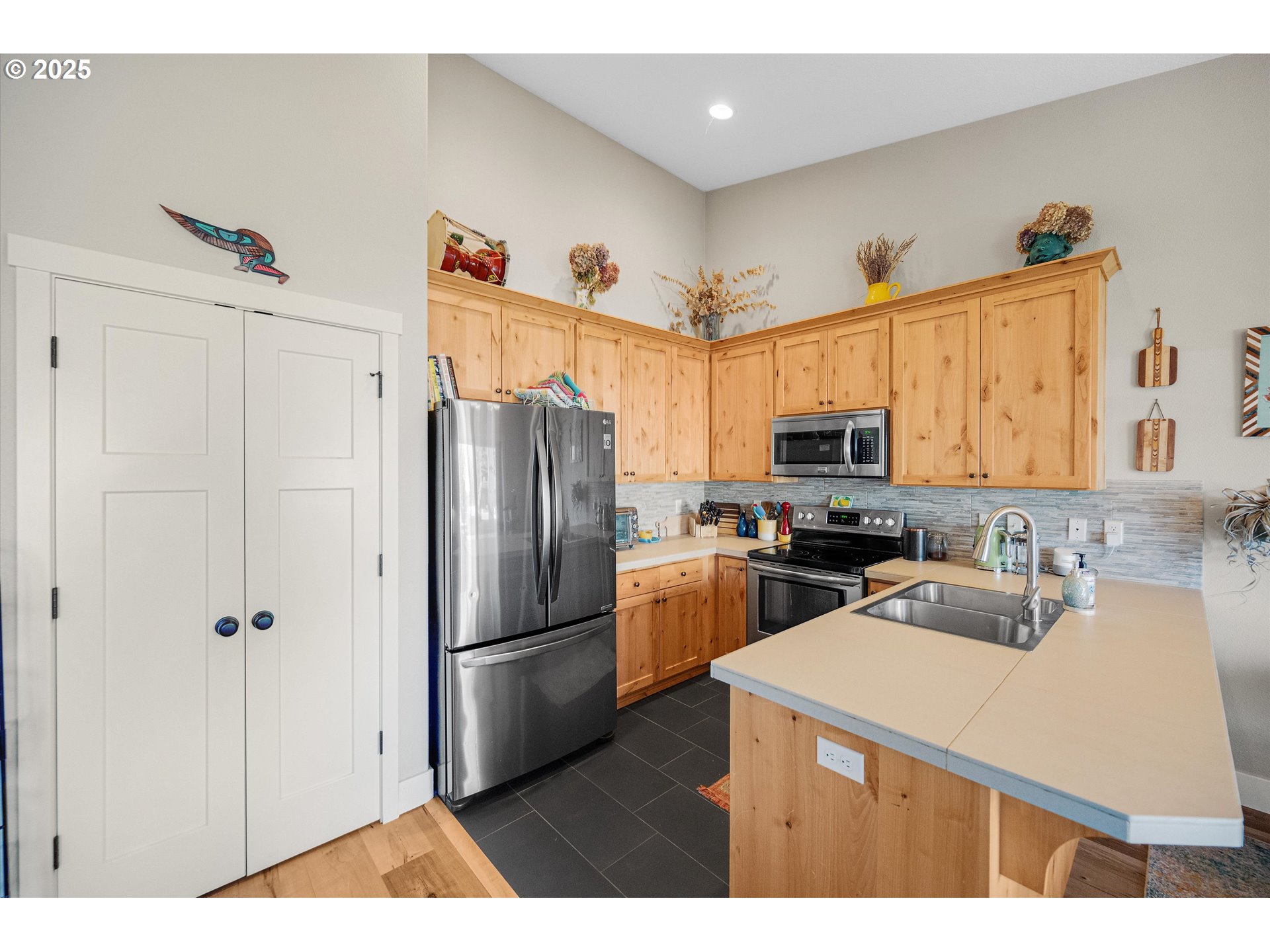 735 North College Street Newberg, OR 97132 - Photo 14 of 40