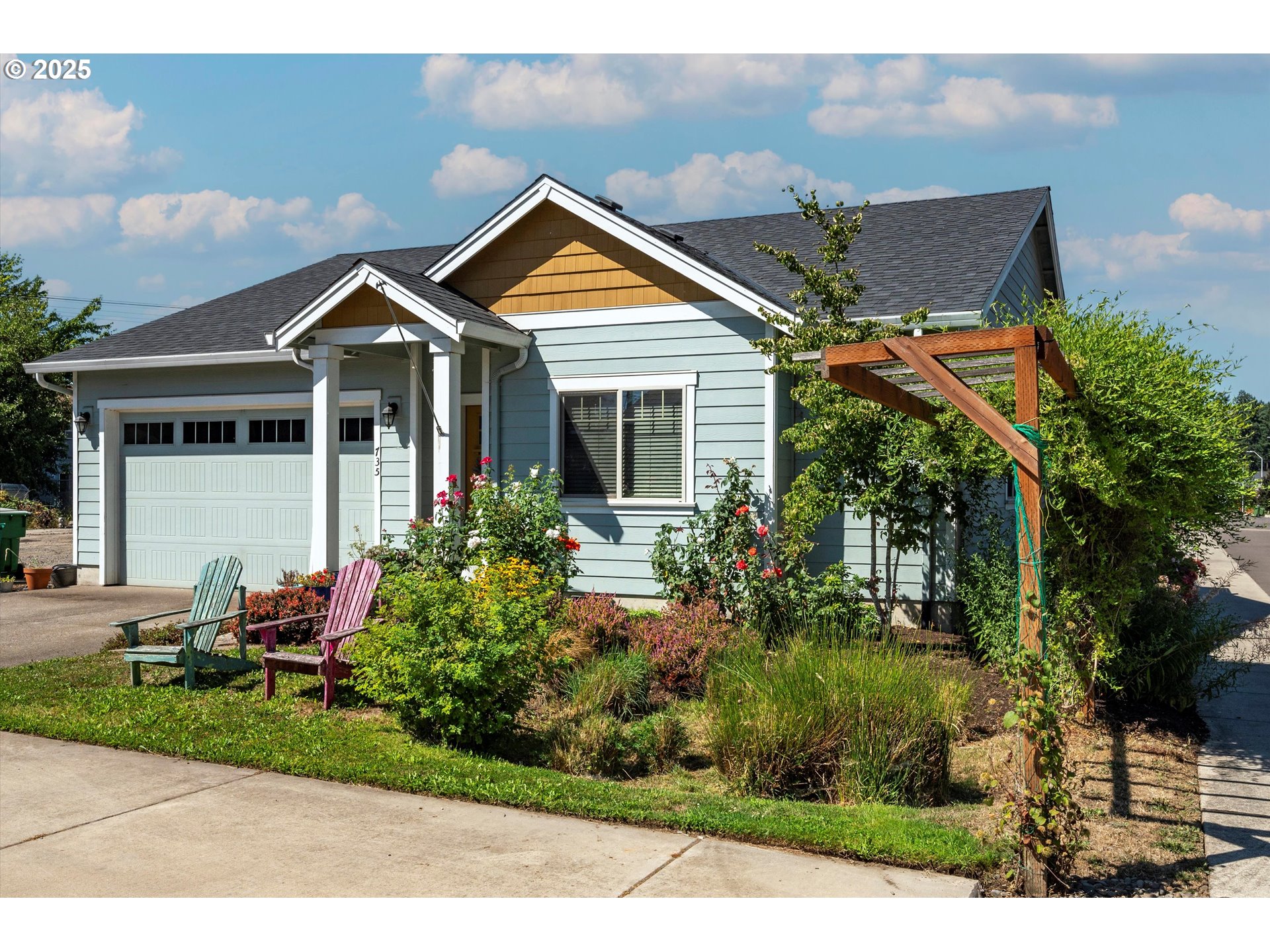 735 North College Street Newberg, OR 97132 - Photo 3 of 40