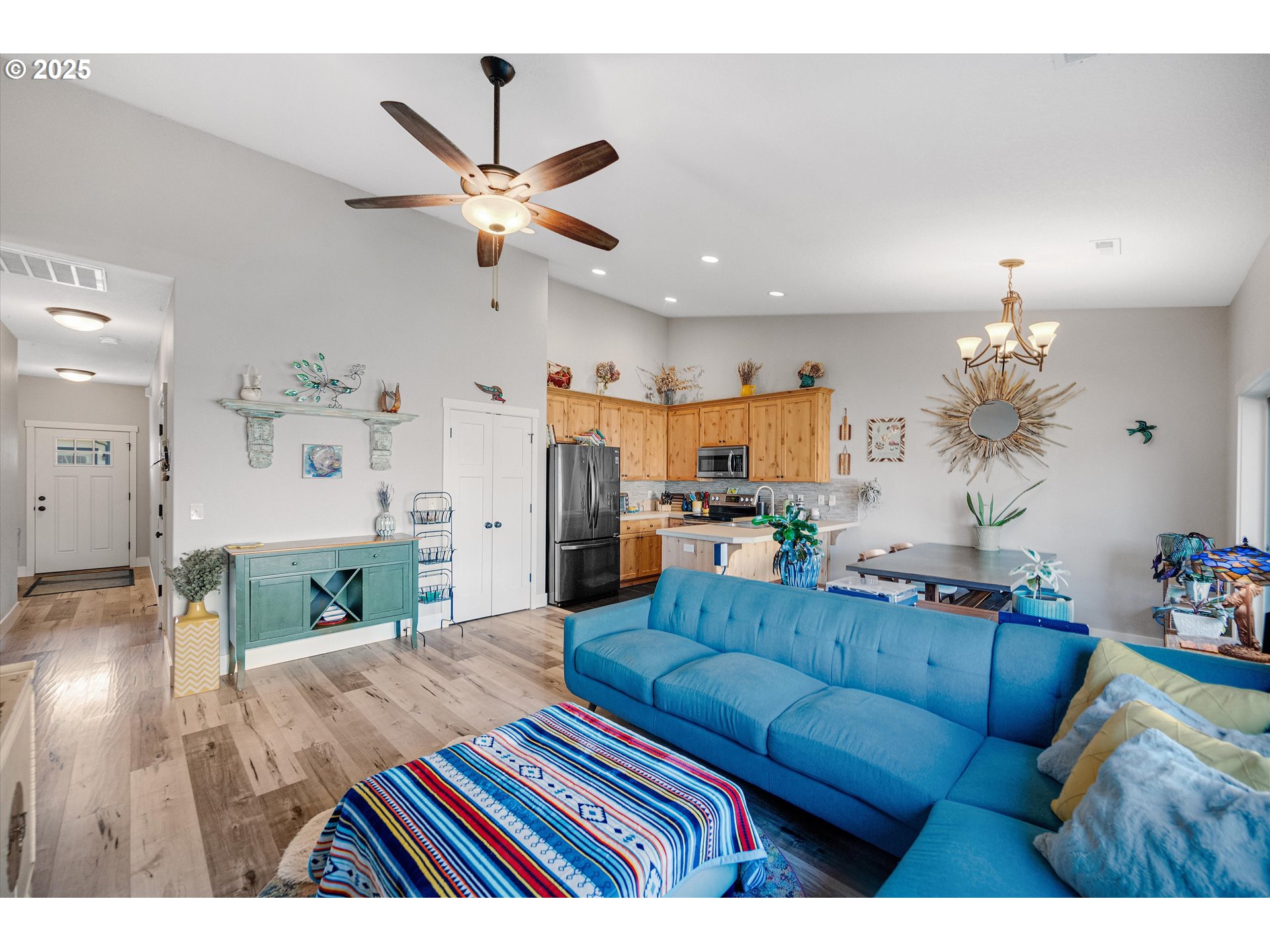 735 North College Street Newberg, OR 97132 - Photo 6 of 40