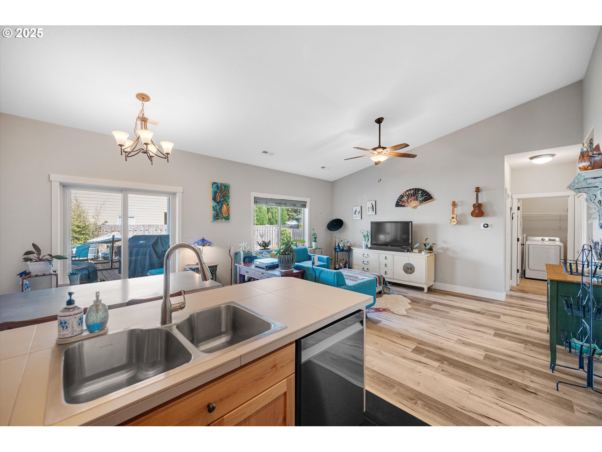 735 North College Street Newberg, OR 97132 - Photo 10 of 40