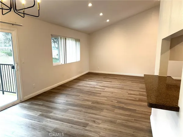 $3,150 | 18225 Kingsdale Avenue, Unit 210, Redondo Beach, CA 90278