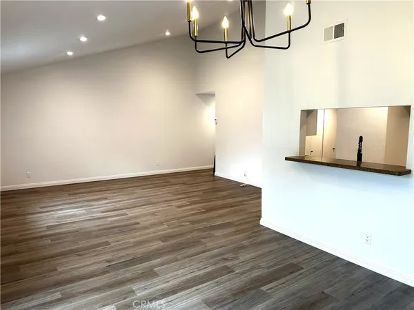 $3,150 | 18225 Kingsdale Avenue, Unit 210, Redondo Beach, CA 90278