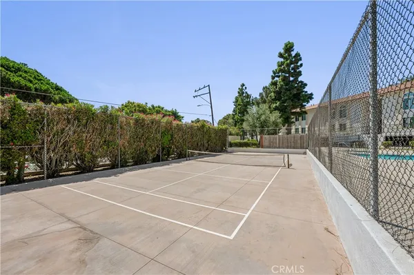 $3,150 | 18225 Kingsdale Avenue, Unit 210, Redondo Beach, CA 90278