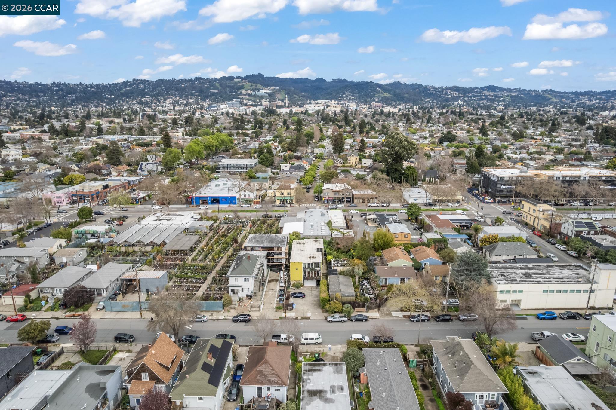 2327 Tenth Street, Unit 4 Berkeley, CA 94710 - Photo 34 of 39 an aerial view of a city
