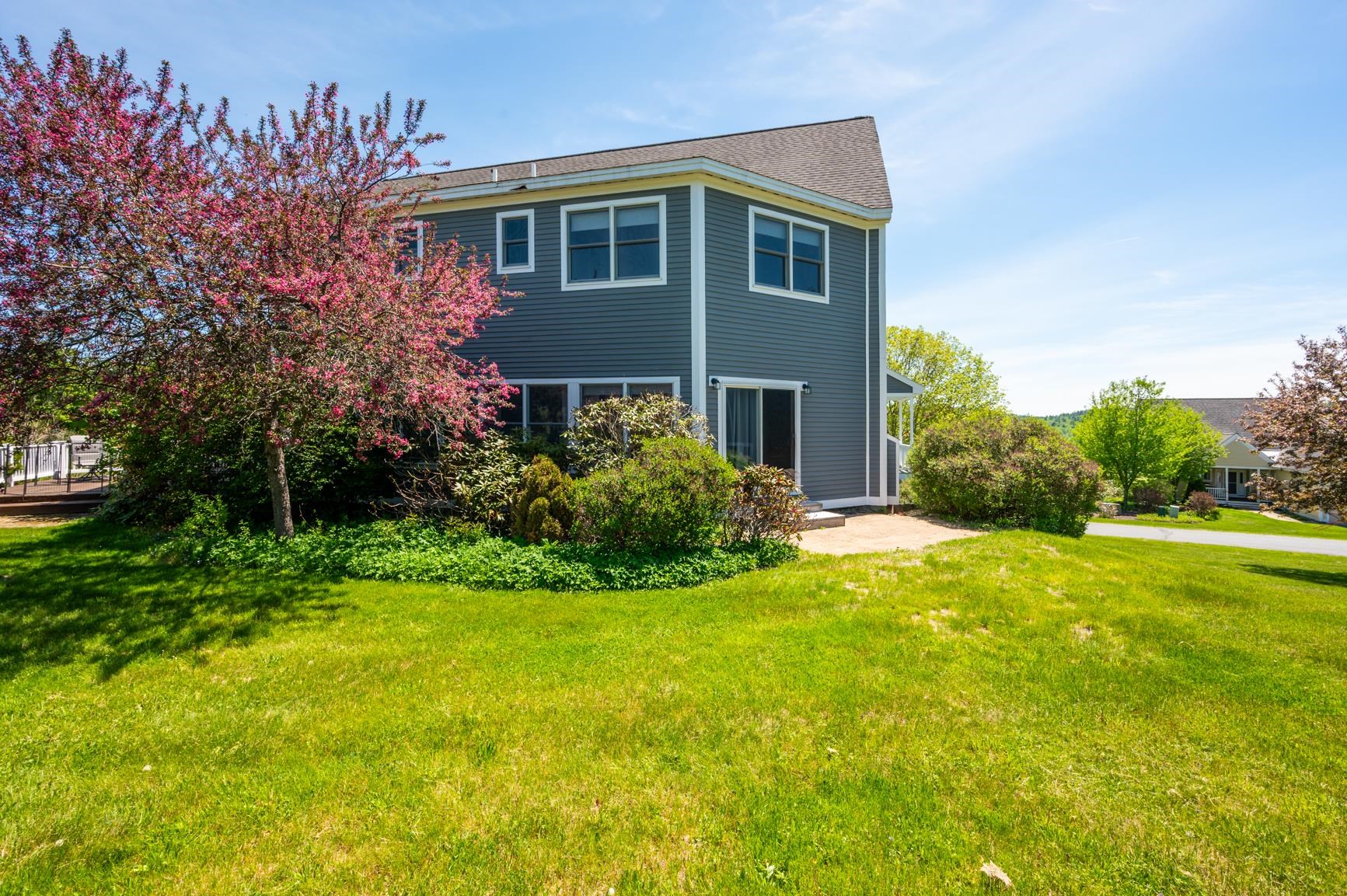 6 General Court, Unit 6 Grantham, NH 03753 - Photo 3 of 59
