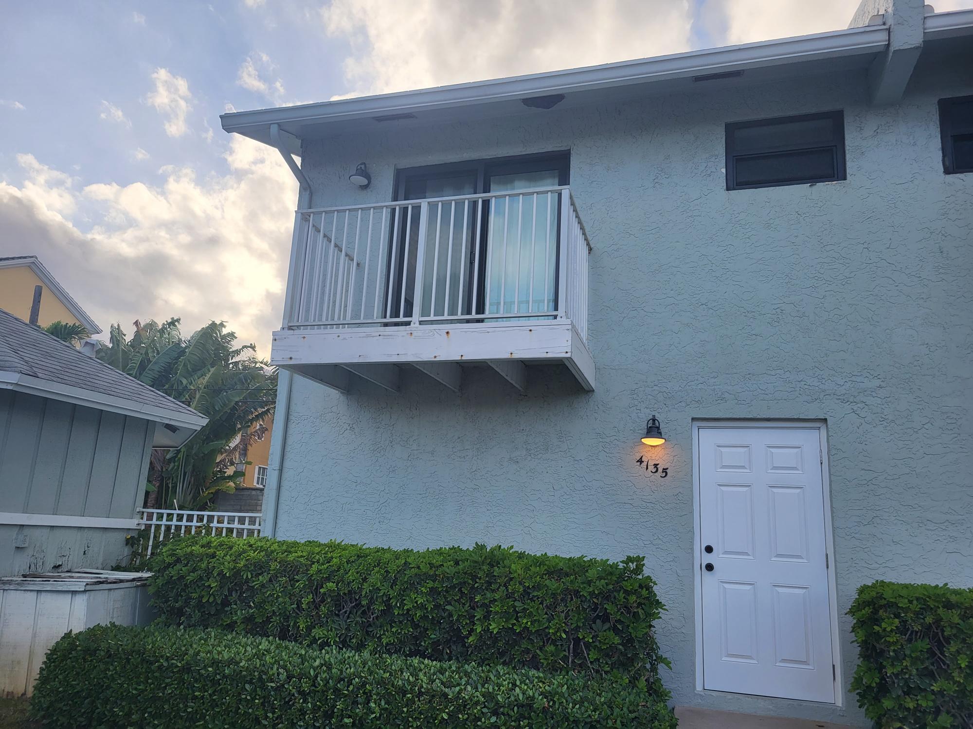 4135 Northeast 21st Terrace Lighthouse Point, FL 33064 - Photo 8 of 23 1000001772