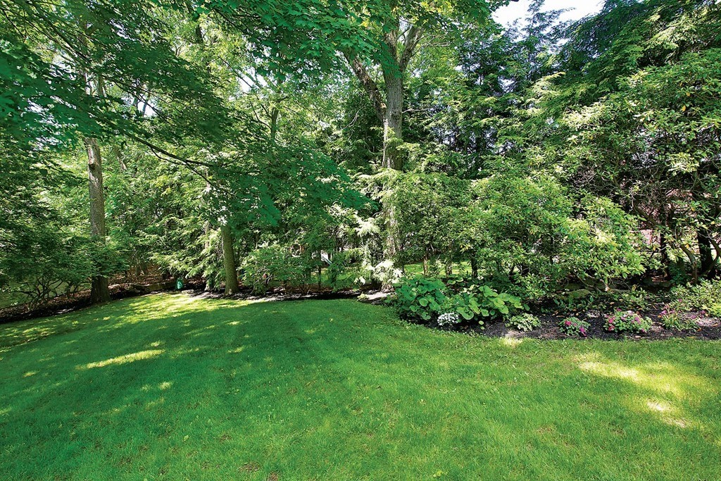 37 Alban Road Newton, MA 02468 - Photo 25 of 28