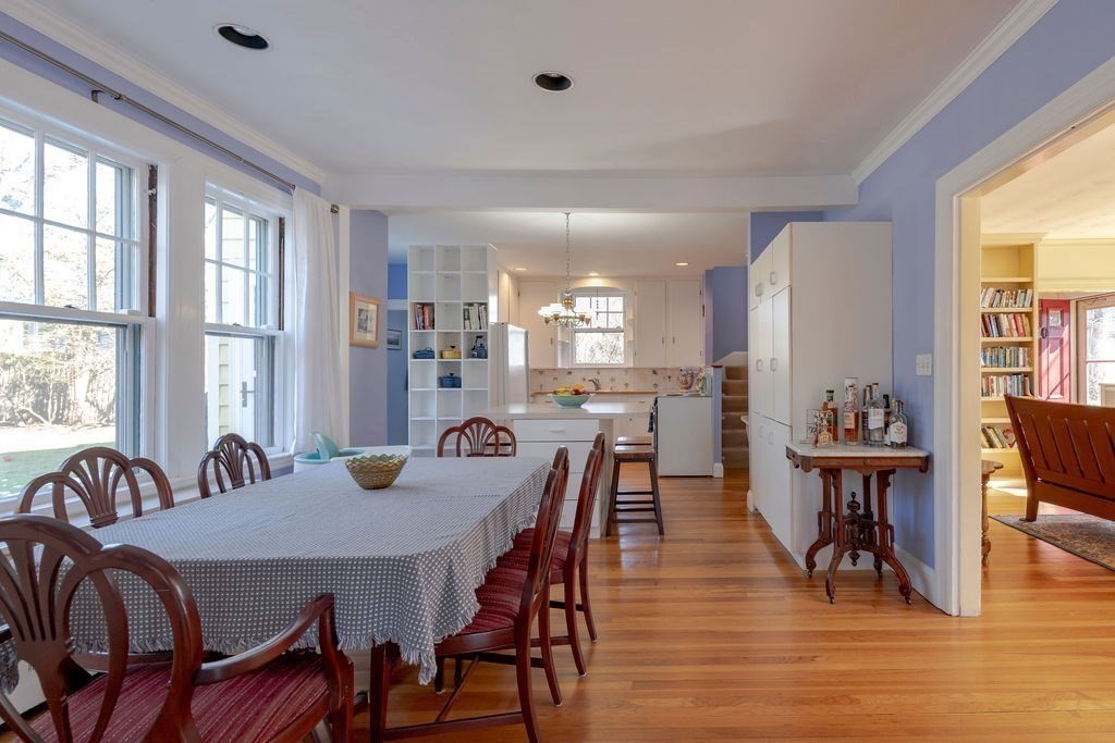 37 Alban Road Newton, MA 02468 - Photo 8 of 28