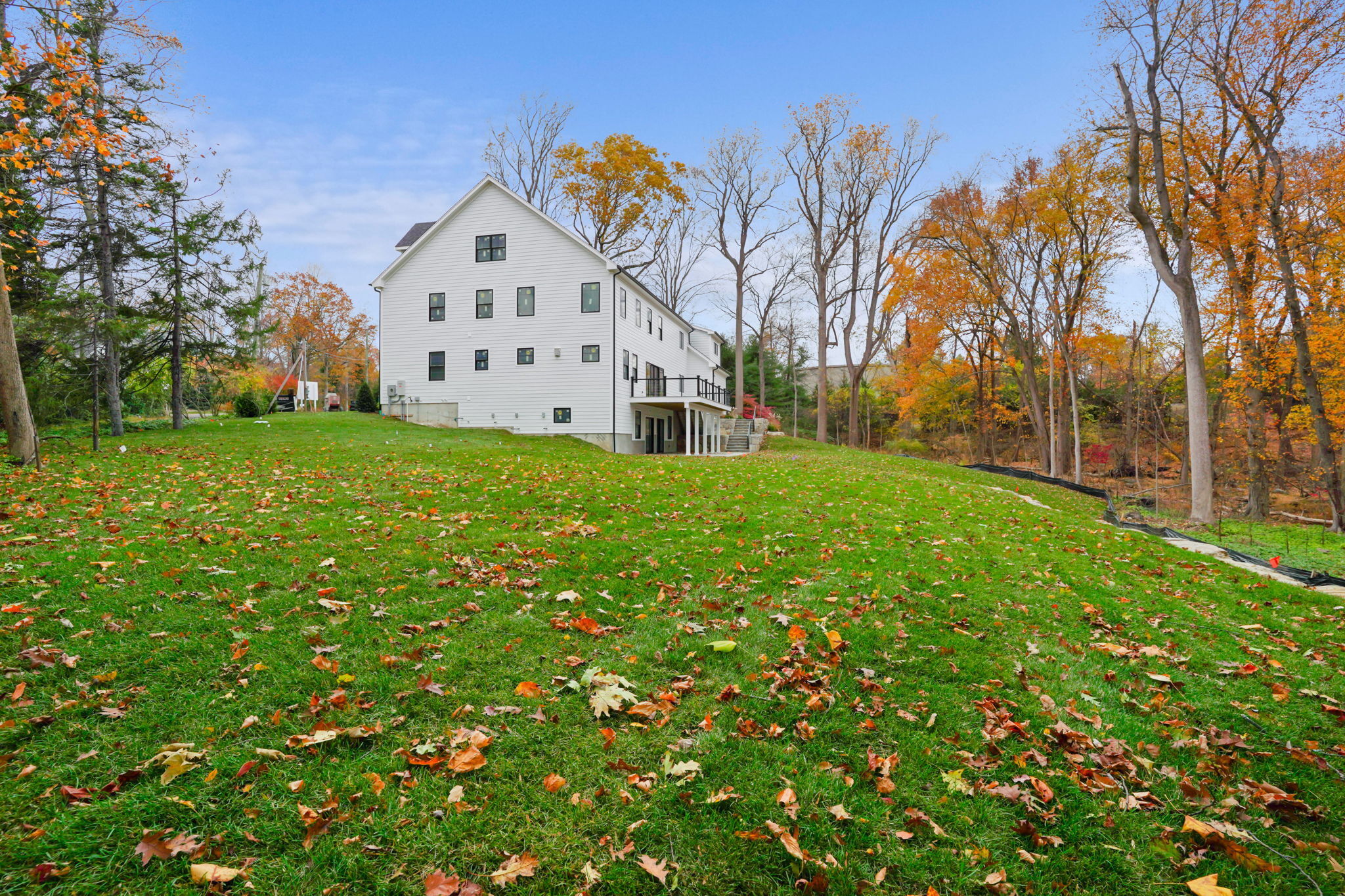 13 Terhune Drive Westport, CT 06880 - Photo 16 of 28