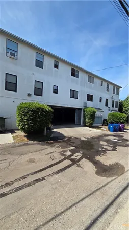 $450,000 | 4751 East Pacific Coast Highway, Long Beach, CA 90815