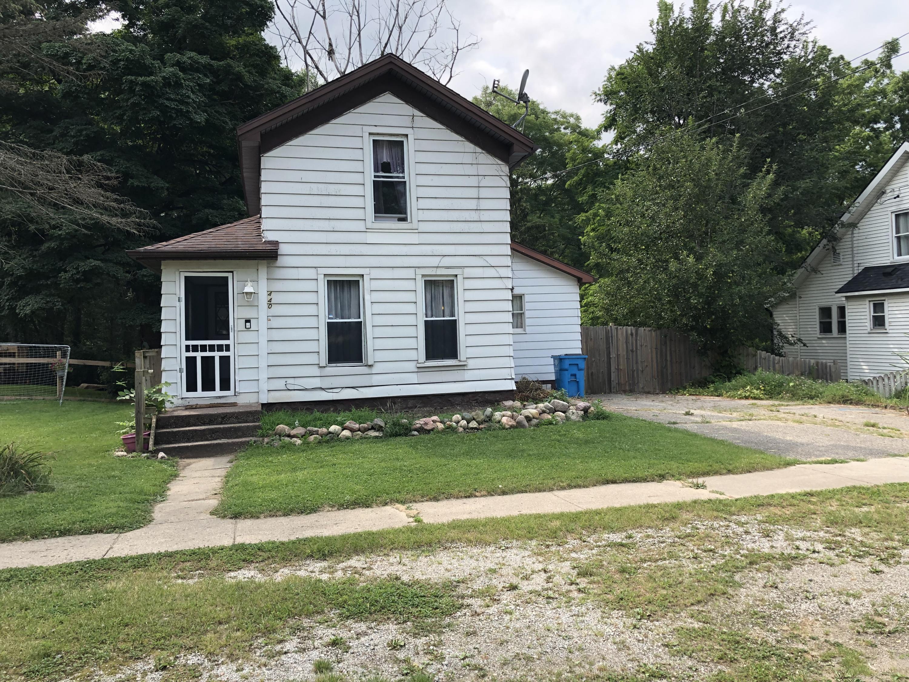440 Elm Street Colon, MI 49040 - Photo 2 of 3 9EC4B68F-E0BF-4EA6-9FDD-99BA0B55BDC3