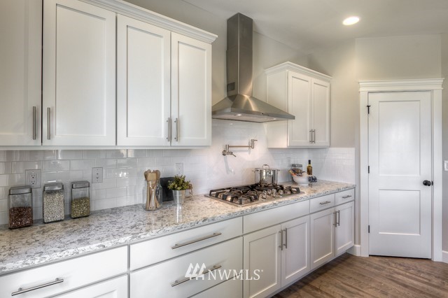 19021 84th Place Northeast Bothell, WA 98011 - Photo 6 of 22
