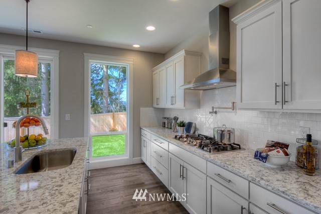19021 84th Place Northeast Bothell, WA 98011 - Photo 7 of 22