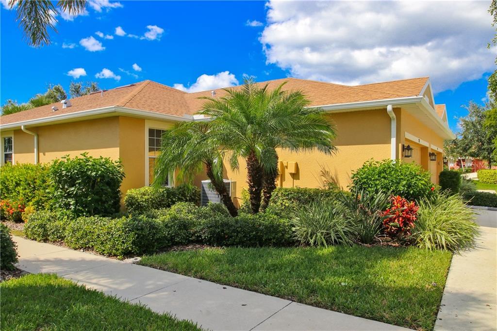 7313 Hamilton Road Bradenton, FL 34209 - Photo 1 of 1 Attached Villa exterior.
