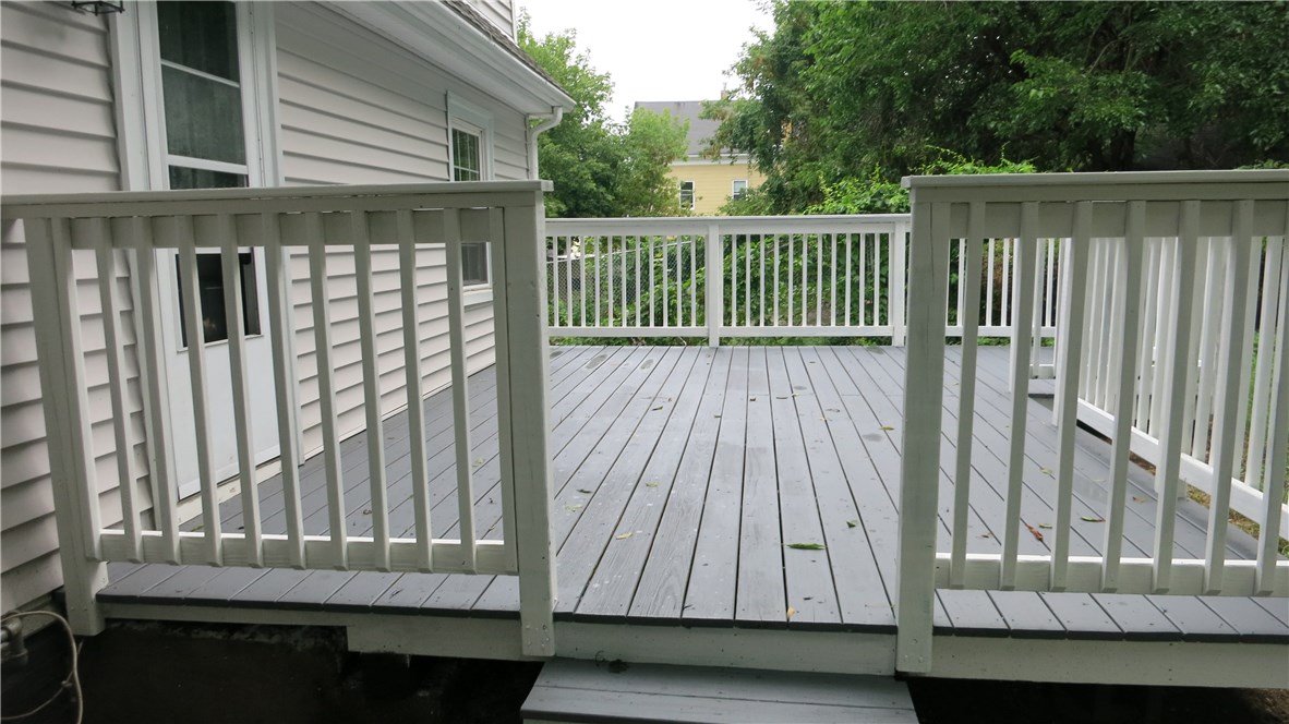 304 Park Avenue Woonsocket, RI 02895 - Photo 3 of 20