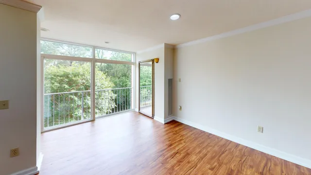 $259,900 | 1414 Continental Drive, Unit 302, Chattanooga, TN 37405