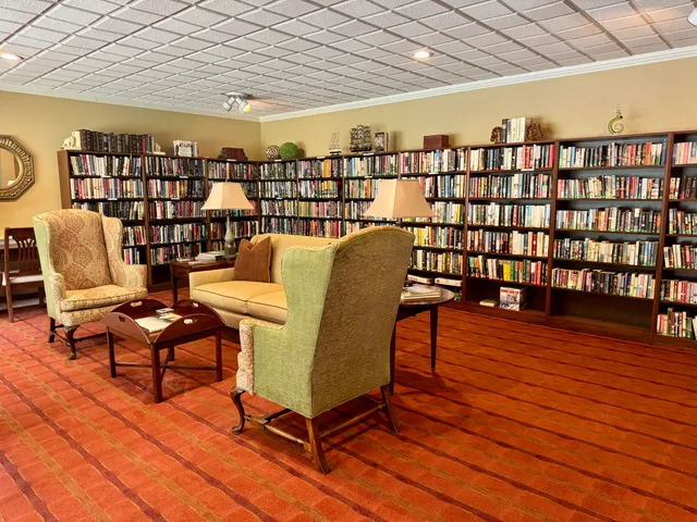 $259,900 | 1414 Continental Drive, Unit 302, Chattanooga, TN 37405