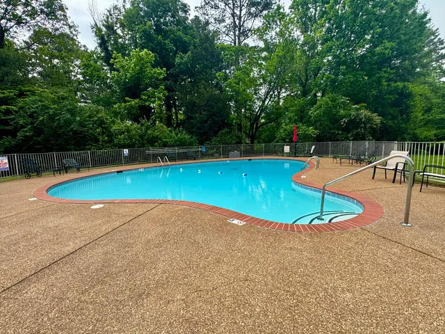 $259,900 | 1414 Continental Drive, Unit 302, Chattanooga, TN 37405