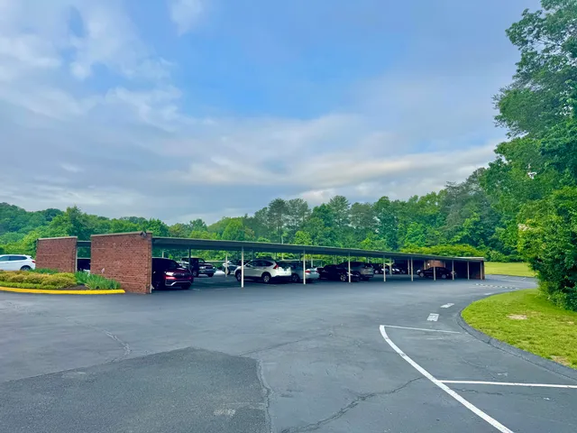 $259,900 | 1414 Continental Drive, Unit 302, Chattanooga, TN 37405