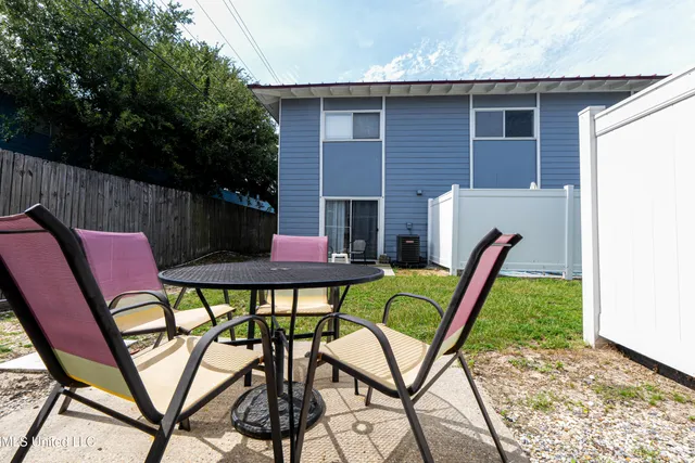 $172,500 | 1664 Beach Boulevard, Unit 151, Biloxi, MS 39531