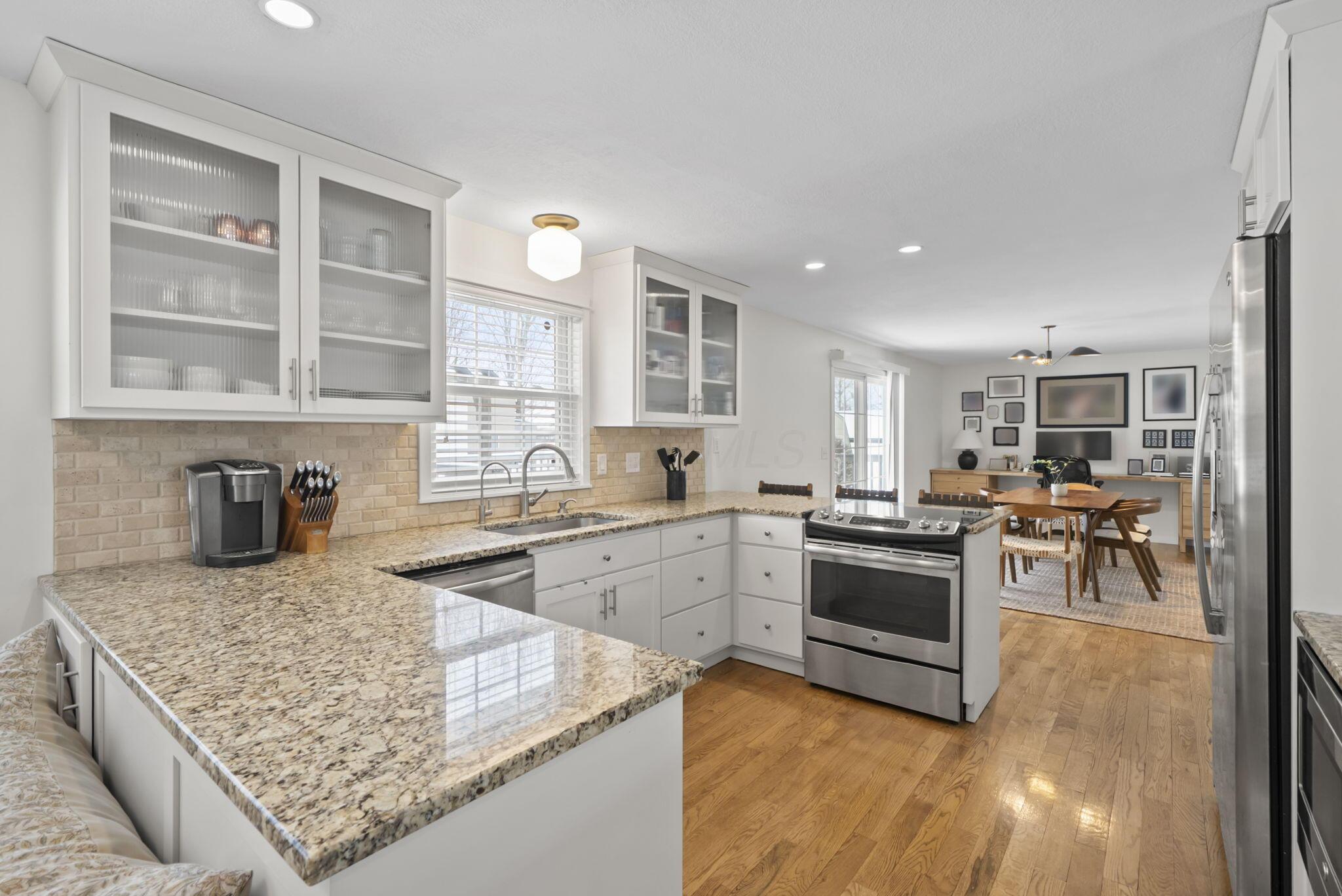 6866 Harlem Road Westerville, OH 43081 - Photo 13 of 71 14-web-or-mls-DSC02801