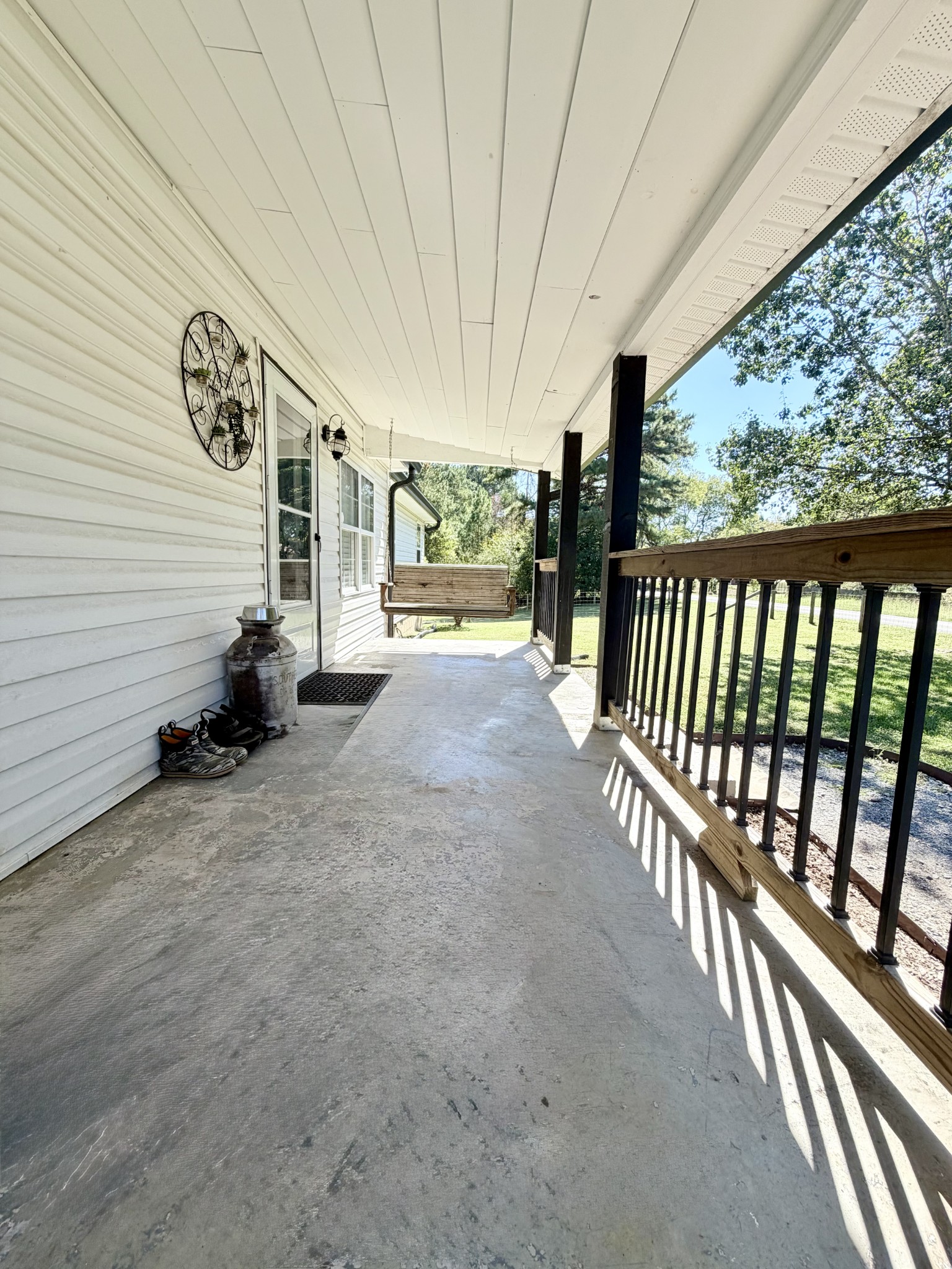 220 Moore Circle Road Charleston, TN 37310 - Photo 2 of 38 Gallery Image 2
